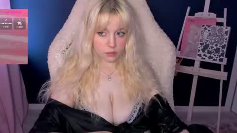 Lisa online show from June 16, 4:09 pm