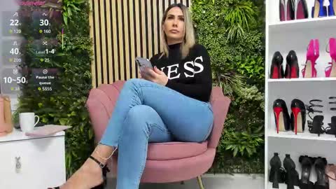 Snapshot of sweetcherry30_ chatting on November 21, 7:07 am Cherry online show from November 21, 7:07 am