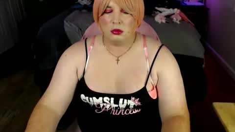 Snapshot of sweetcock900 chatting on October 26, 12:16 am Anna online show from October 26, 12:16 am
