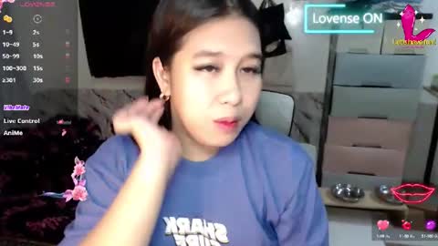 Snapshot of sweetcrizel12 chatting on October 6, 2:31 am SweetSpicy Chloe online show from October 6, 2:31 am