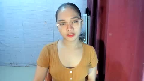 SOPHIA online show from November 28, 6:32 pm