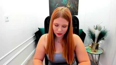 sweetdaylight online show from May 21, 9:55 pm