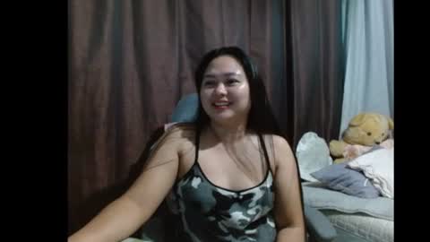 Snapshot of sweetdemurelady chatting on May 30, 1:41 pm Lynn online show from May 30, 1:41 pm