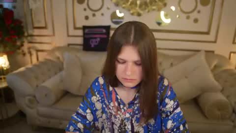 Amelia online show from June 20, 10:29 am