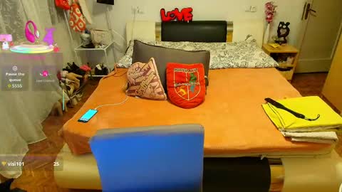 Sweetdevil0810 online show from May 24, 7:52 pm