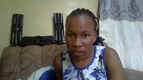 Snapshot of sweetdiva2012 chatting on December 2, 6:30 am sweetdiva2012 online show from December 2, 6:30 am