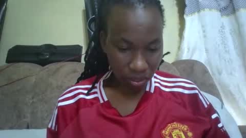 Snapshot of sweetdiva2012 chatting on December 21, 12:34 pm sweetdiva2012 online show from December 21, 12:34 pm