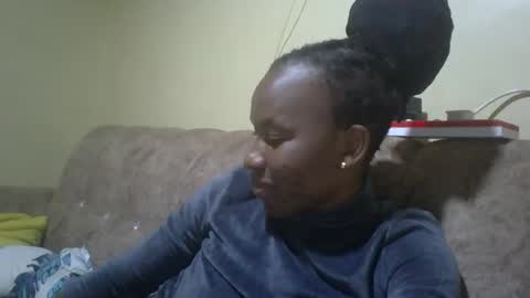 Snapshot of sweetdiva2012 chatting on January 10, 7:48 pm sweetdiva2012 online show from January 10, 7:48 pm