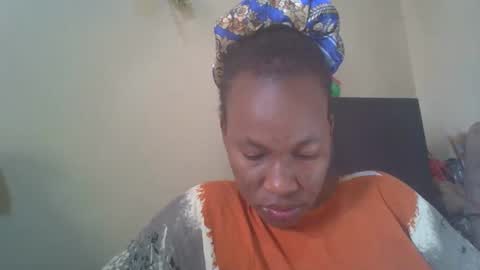 Snapshot of sweetdiva2012 chatting on February 22, 5:19 am sweetdiva2012 online show from February 22, 5:19 am