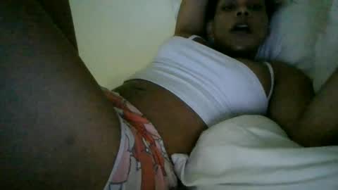 Snapshot of sweetdoll6 chatting on June 30, 2:45 am Sweet Doll online show from June 30, 2:45 am
