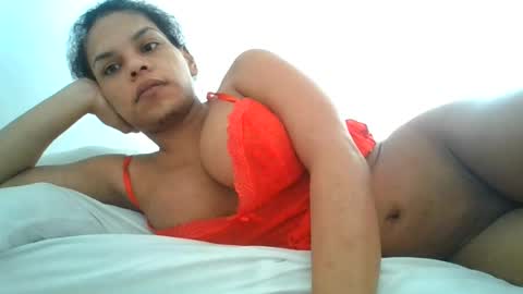 Snapshot of sweetdoll6 chatting on July 7, 12:53 pm Sweet Doll online show from July 7, 12:53 pm