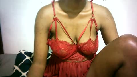 Snapshot of sweetebony_50 chatting on July 8, 10:53 am sweetebony_50 online show from July 8, 10:53 am