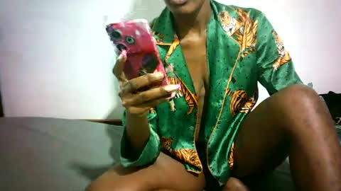 Snapshot of sweetebony_50 chatting on July 13, 10:07 am sweetebony_50 online show from July 13, 10:07 am