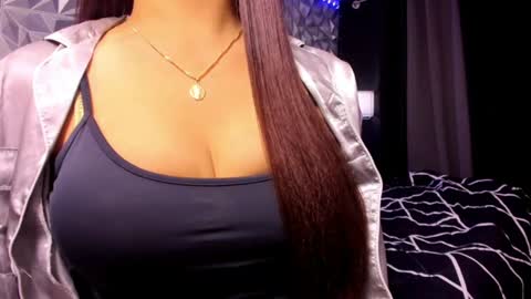 Snapshot of sweetest_one4 chatting on July 2, 10:05 pm sweetest_one4 online show from July 2, 10:05 pm