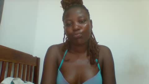 sweetfel online show from February 28, 9:10 am