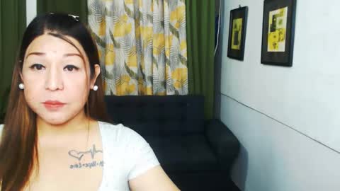 Snapshot of sweetflavor4uxxx chatting on January 2, 11:41 am GoddessAira4uTS online show from January 2, 11:41 am