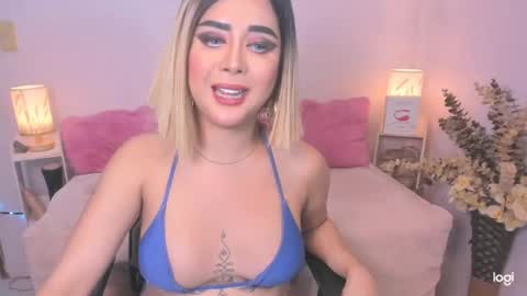 Snapshot of sweetfuckingqueen chatting on March 11, 2:29 pm janelle online show from March 11, 2:29 pm