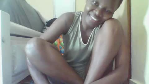 Snapshot of sweetgal2025 chatting on April 15, 9:26 pm EUNICE online show from April 15, 9:26 pm