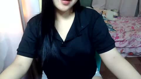 Snapshot of sweetgal_mica chatting on June 22, 11:13 pm sweetgal_mica online show from June 22, 11:13 pm