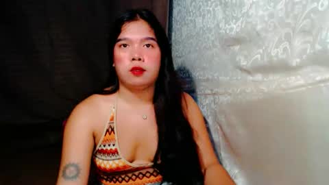 Snapshot of sweetgirl_jen chatting on December 16, 6:24 pm PureJenny online show from December 16, 6:24 pm