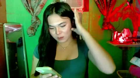 Snapshot of sweetgirl_kathy chatting on May 13, 5:43 pm Kathy online show from May 13, 5:43 pm