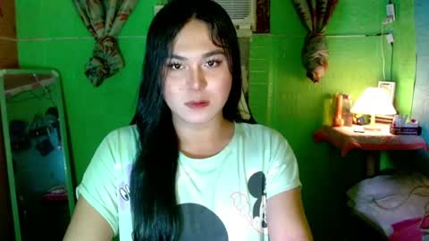 Snapshot of sweetgirl_kathy chatting on May 30, 5:43 pm Kathy online show from May 30, 5:43 pm
