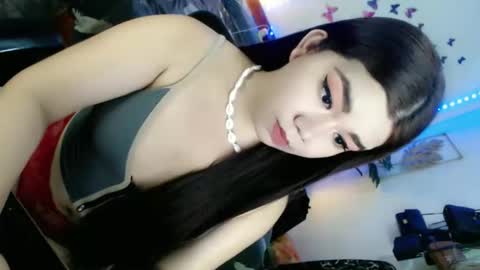 May online show from April 17, 11:19 pm