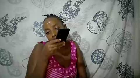 Snapshot of sweetgirls599176 chatting on July 28, 6:42 pm sweetgirls599176 online show from July 28, 6:42 pm