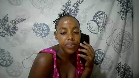 Snapshot of sweetgirls599176 chatting on July 28, 7:50 pm sweetgirls599176 online show from July 28, 7:50 pm