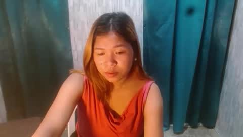 sweethoney_abbey online show from May 19, 12:38 am