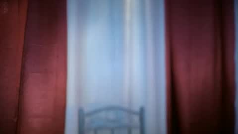 Snapshot of sweethot_bella chatting on September 29, 1:00 am Bella online show from September 29, 1:00 am