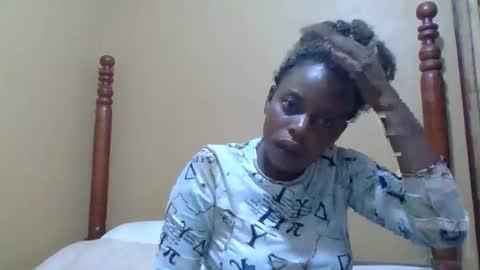 Snapshot of sweetib1 chatting on February 22, 5:34 am sweetib1 online show from February 22, 5:34 am