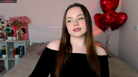 Hannah online show from May 30, 2:36 pm