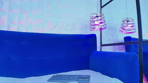 Snapshot of sweetie_foxxxx chatting on January 17, 3:11 am violeta online show from January 17, 3:11 am