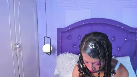 Snapshot of sweetie_foxxxx chatting on February 7, 3:10 am violeta online show from February 7, 3:10 am