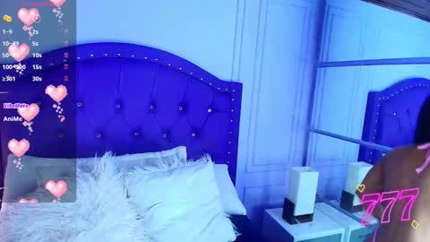 Snapshot of sweetie_foxxxx chatting on February 21, 3:07 am violeta online show from February 21, 3:07 am