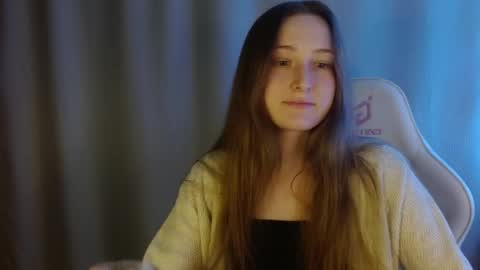 Snapshot of sweetie_lover chatting on February 15, 8:38 pm Annie online show from February 15, 8:38 pm