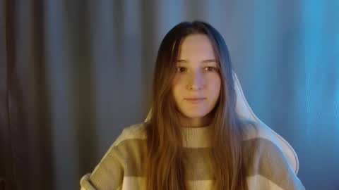 Snapshot of sweetie_lover chatting on February 16, 8:38 pm Annie online show from February 16, 8:38 pm