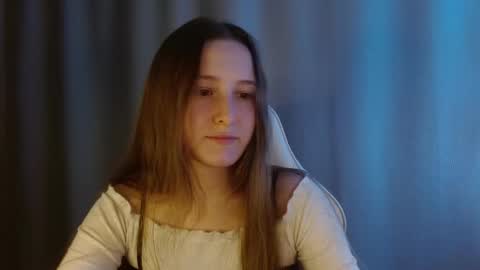 Snapshot of sweetie_lover chatting on February 18, 9:00 pm Annie online show from February 18, 9:00 pm