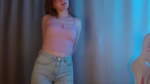 Snapshot of sweetie_lover chatting on March 23, 8:35 pm Annie online show from March 23, 8:35 pm