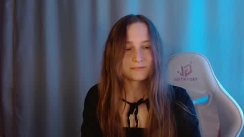 Snapshot of sweetie_lover chatting on April 27, 9:13 pm Annie online show from April 27, 9:13 pm