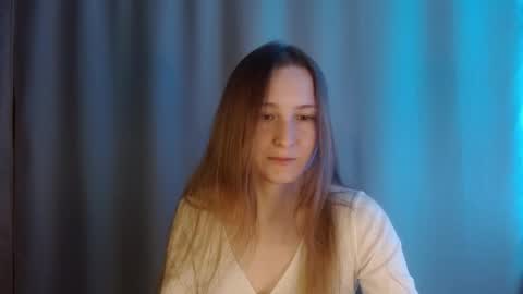 Snapshot of sweetie_lover chatting on May 13, 8:38 pm Annie online show from May 13, 8:38 pm