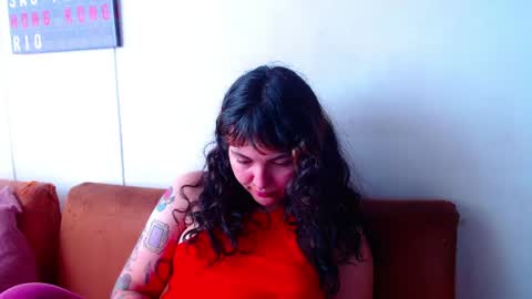 Snapshot of sweetie_maryy chatting on June 13, 6:17 pm Maria my insta sweetie maryy online show from June 13, 6:17 pm