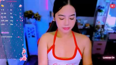 Snapshot of sweetienicole chatting on December 3, 11:47 pm Nicole online show from December 3, 11:47 pm