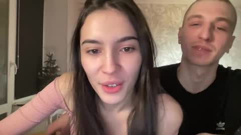 Snapshot of sweetiepipe chatting on February 2, 12:20 am Welcome to our room We are Renata21 and Bogdan 24 online show from February 2, 12:20 am