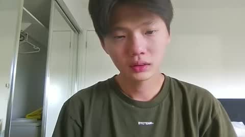 sweetiepuppy421 online show from December 17, 11:00 pm