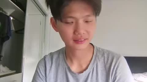 sweetiepuppy421 online show from February 26, 1:15 am