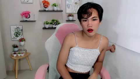 Snapshot of sweetiie_jewel chatting on July 14, 11:27 am sweetiie_jewel online show from July 14, 11:27 am