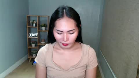 Snapshot of sweetladyboyx chatting on December 29, 1:02 am   online show from December 29, 1:02 am