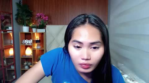 Snapshot of sweetladyboyx chatting on October 2, 11:23 pm   online show from October 2, 11:23 pm